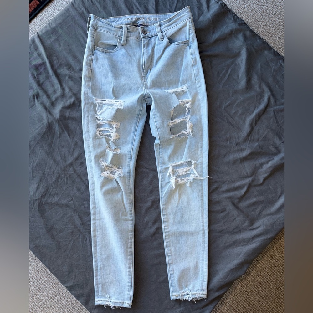 American Eagle Outfitters Light Blue Ripped Skinny Jeans